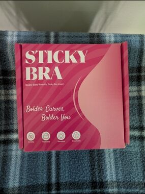 Sticky Bra Push-Up Sticky Bra Insert With Nipple Covers Included